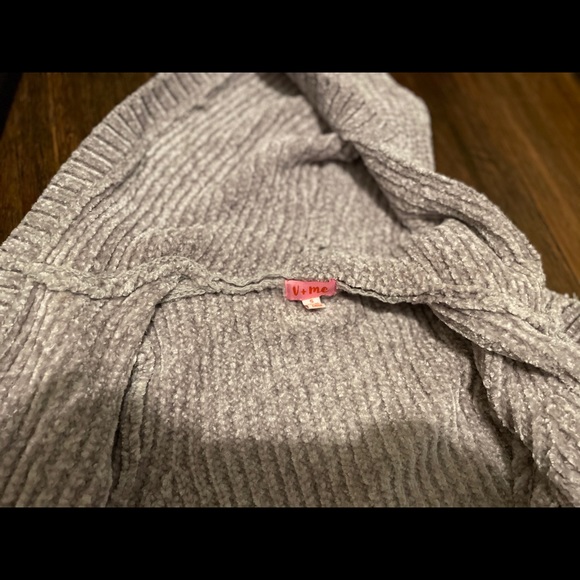 Girls sweater - Picture 2 of 3